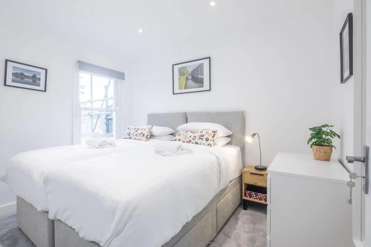 Refurbished High Spec Central Family Home Cambridge Prázdninový dům