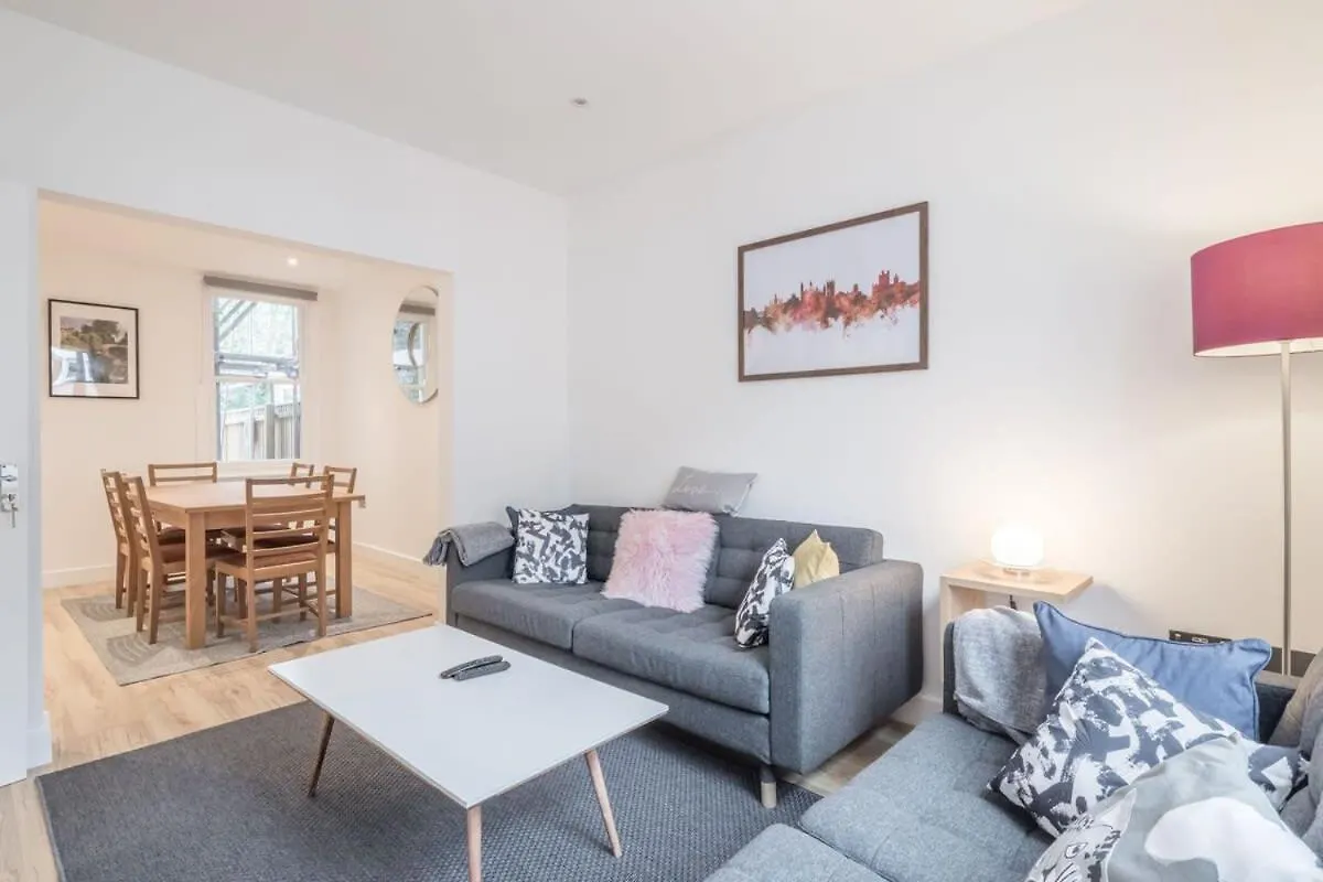 Refurbished High Spec Central Family Home Cambridge Prázdninový dům